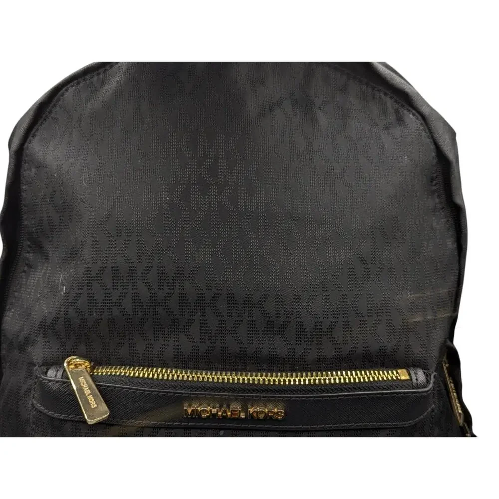 Michael Kors minor cosmetic